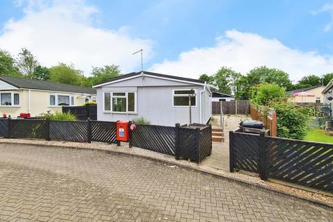 2 bedroom mobile home for sale, Hatfield Broadoaks Road, Bishop's Stortford CM22