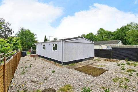 2 bedroom mobile home for sale, Hatfield Broadoaks Road, Bishop's Stortford CM22