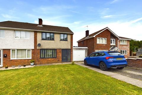 82 Castle Drive, Neath, SA11 3YE