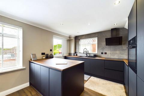 82 Castle Drive, Neath, SA11 3YE