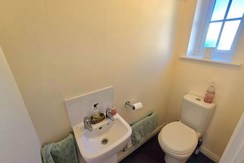 132 Emily Fields, Birchgrove, Swansea, SA7 9NT