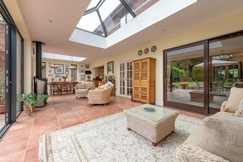 46a Whyteleafe Road, Caterham, CR3 5EF