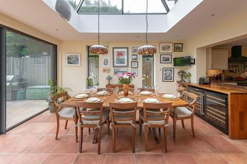 46a Whyteleafe Road, Caterham, CR3 5EF