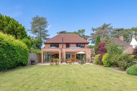 46a Whyteleafe Road, Caterham, CR3 5EF