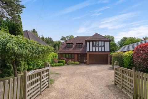46a Whyteleafe Road, Caterham, CR3 5EF