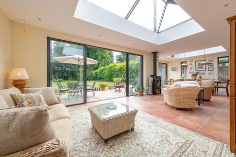 46a Whyteleafe Road, Caterham, CR3 5EF