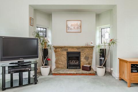 3 Highdaun Drive, London, SW16 4LY