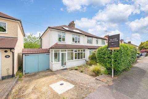 19 Beverley Road, Whyteleafe, CR3 0DW