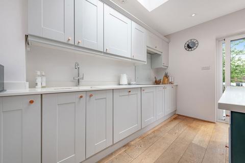 19 Beverley Road, Whyteleafe, CR3 0DW