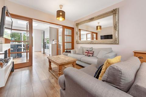 19 Beverley Road, Whyteleafe, CR3 0DW