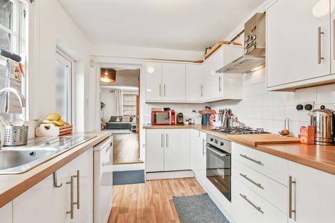 2 bedroom terraced house for sale, Stoke Place, London NW10