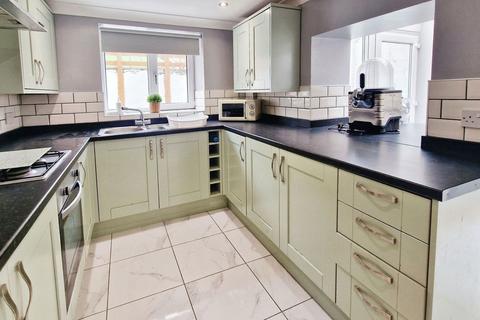 3 bedroom terraced house for sale, Castle Street, Maesteg CF34