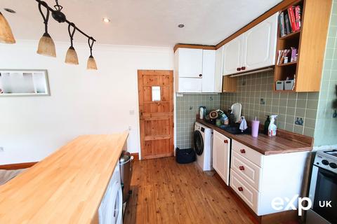40 Carters Avenue, Hamworthy, Poole, BH15 4JU
