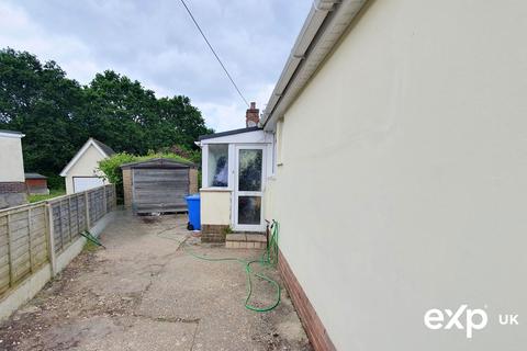 40 Carters Avenue, Hamworthy, Poole, BH15 4JU
