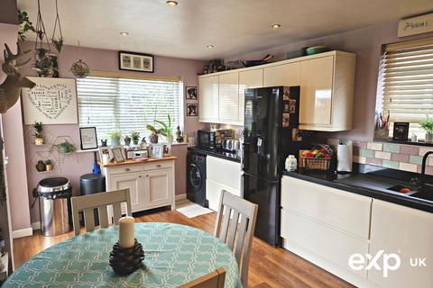 16 Allens Road, Upton, Poole, BH16 5BU