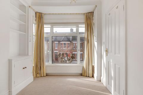 8 Edna Road, Raynes Park, London, SW20 8BT