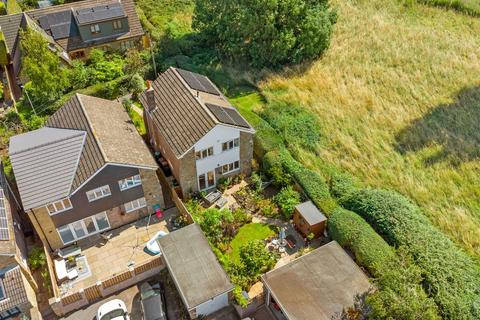 3 bedroom detached house for sale, Southlands Close, Pontefract WF9