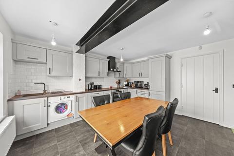 15 Bretton Close, Brierley, Barnsley, S72 9LP