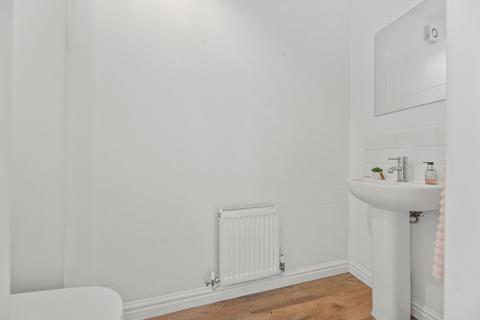 15 Bretton Close, Brierley, Barnsley, S72 9LP