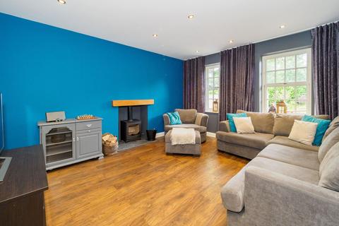 87c Pontefract Road, Ackworth, Pontefract, WF7 7EF