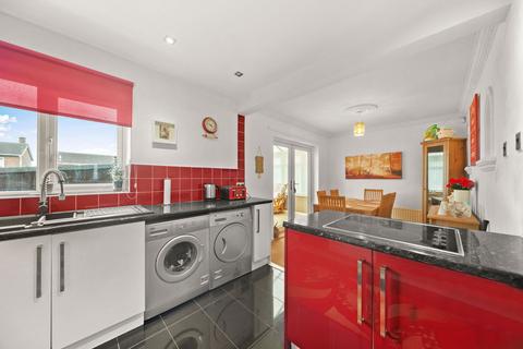 19 Bailey Crescent, South Elmsall, Pontefract, WF9 2UQ