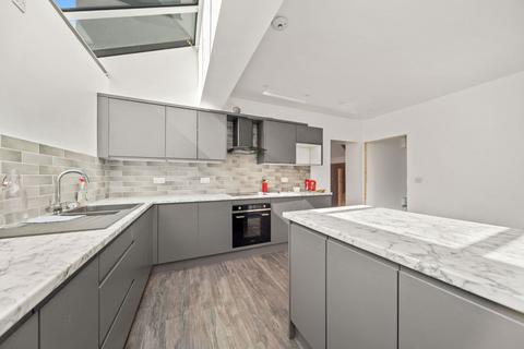 97 Ackworth Road, Featherstone, Pontefract, WF7 5ND