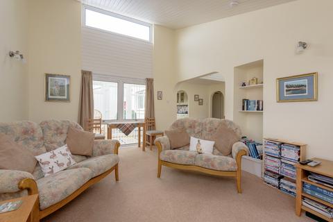 13 The Falcons, Gullane, EH31 2EB