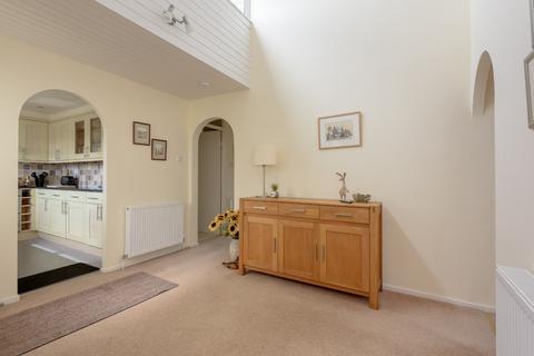13 The Falcons, Gullane, EH31 2EB
