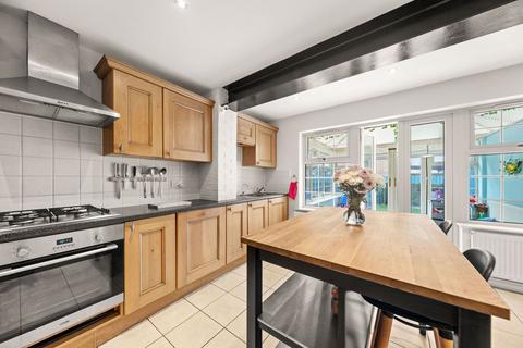 17 Bretton Close, Brierley, Barnsley, S72 9LP