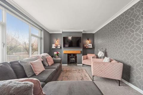 19 Bedford Close, Featherstone, Pontefract, WF7 5LQ