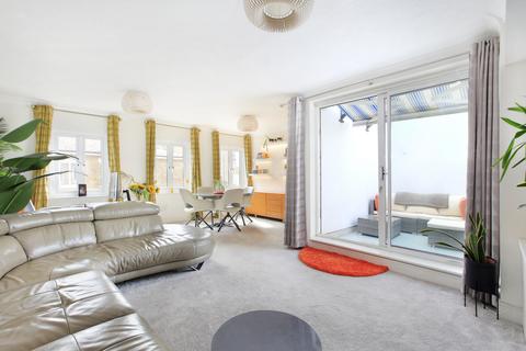 2 bedroom maisonette for sale, Hillgate Place, London SW12