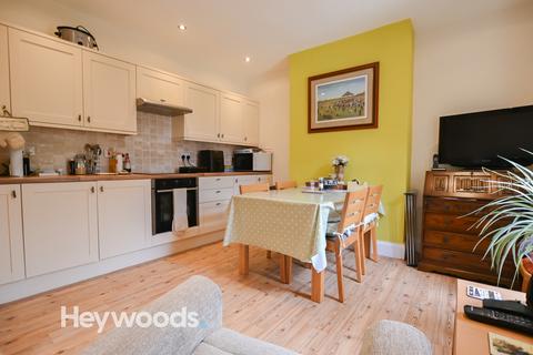 3 bedroom semi-detached house for sale, Seabridge Road, Newcastle-under-Lyme, Staffordshire