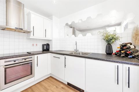 1 bedroom apartment for sale, Berglen Court, E14