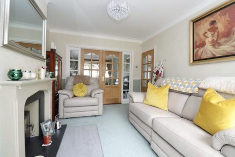 4 bedroom semi-detached house for sale, Bradstow Way, Broadstairs