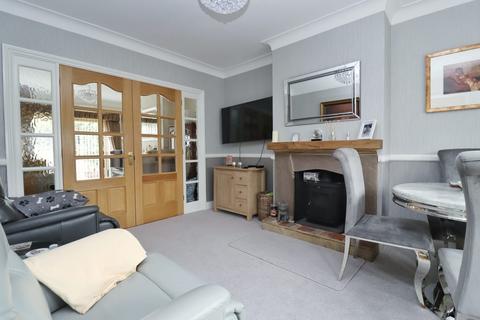 4 bedroom semi-detached house for sale, Bradstow Way, Broadstairs