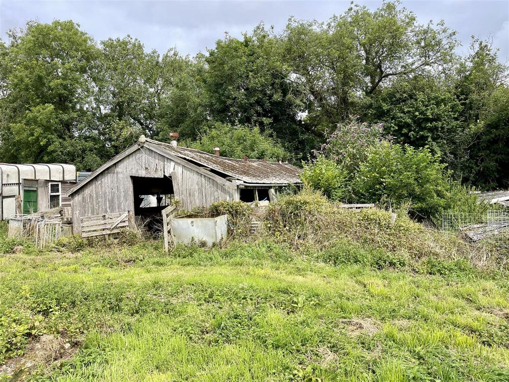 Poultry shed photo 2.JPEG