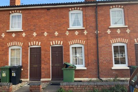 2 bedroom terraced house to rent, Green Street, St James HR1 2QW