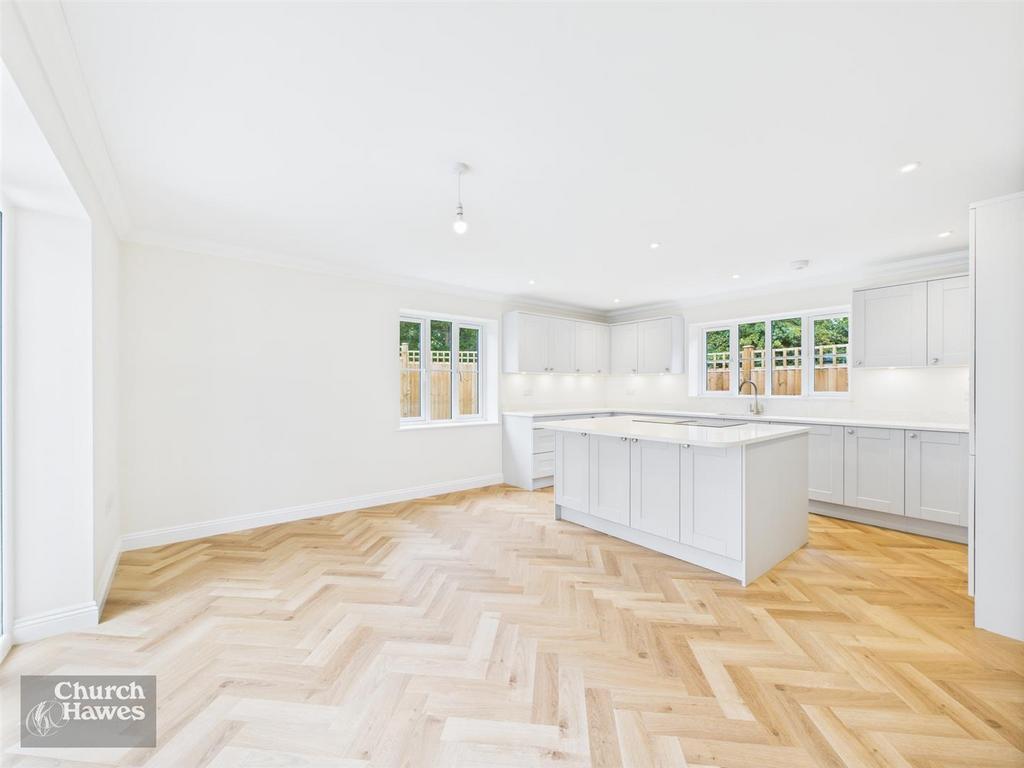 CAM04964 G0-PR0179-STILL012.jpg