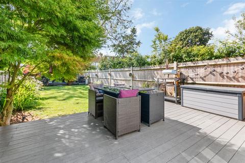 85a Adela Avenue, New Malden, KT3 6LG