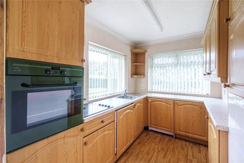 2 bedroom bungalow for sale, St. Margarets Avenue, Horsforth, Leeds, West Yorkshire