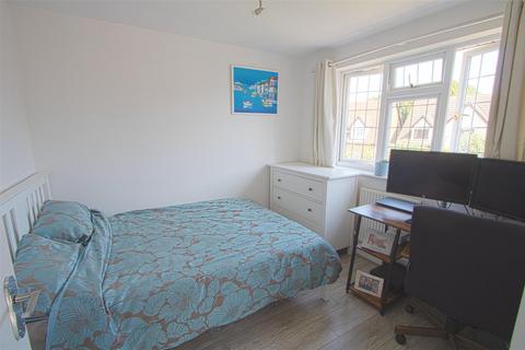 3 Carpenter Close, Billericay, CM12 0EA