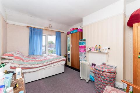 97 Beechmount Avenue, London, W7 3AF