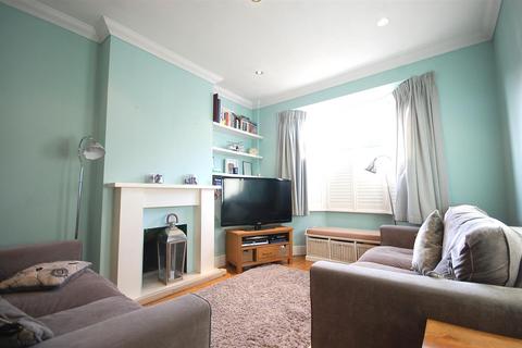 3 bedroom end of terrace house for sale, Waterloo Road, Middlesex UB8