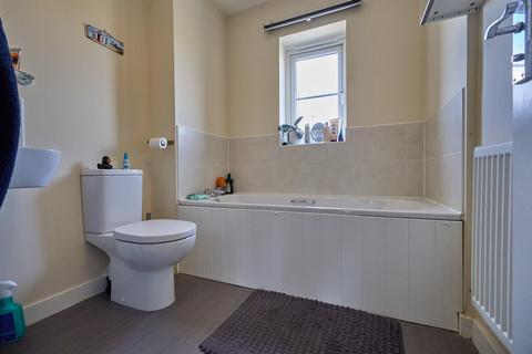 4b Amber Way, Burbage, Hinckley, LE10 2LG