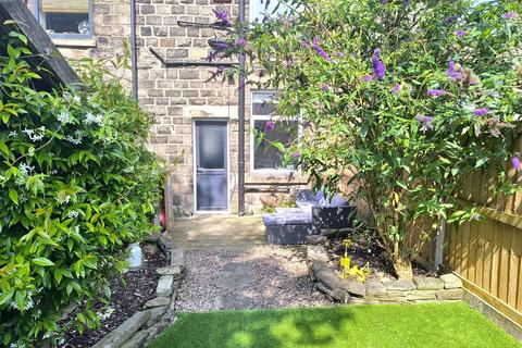 59 Thomas Street, Lees, Oldham, OL4 5BU