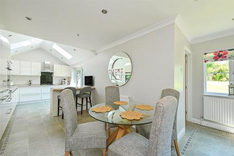 4 bedroom detached house for sale, Horndean, Hampshire