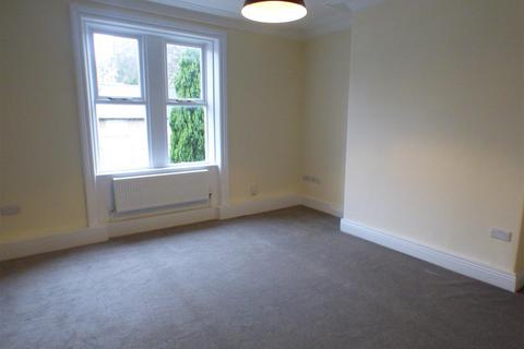 Studio to rent, 22 Wentworth Street, Huddersfield