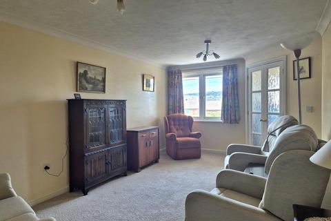 1 bedroom retirement property for sale, Beach Road, Weston-Super-Mare BS23