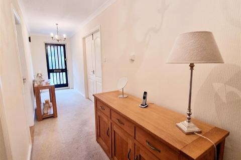 2 bedroom house for sale, Millbrook Drive, Lichfield