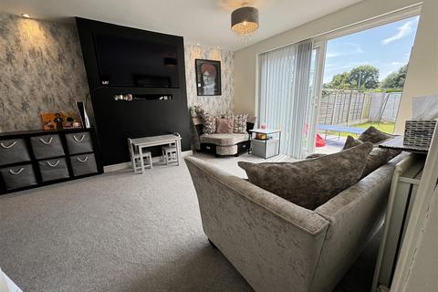 71 Greenway, Birmingham, B20 1EP